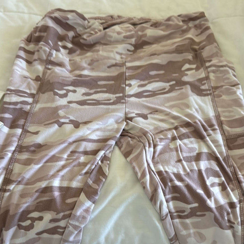 Nicely used once Camouflage Women's Leggings